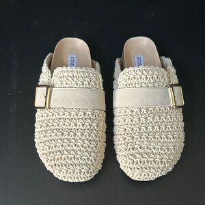 Steve Madden Cream Crochet Clogs